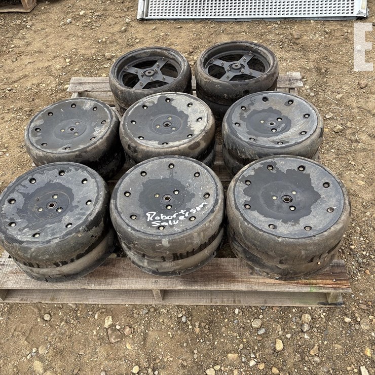 JD PLANTER GUAGE WHEELS