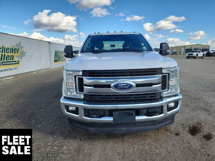 2019-ford-f350-image-8