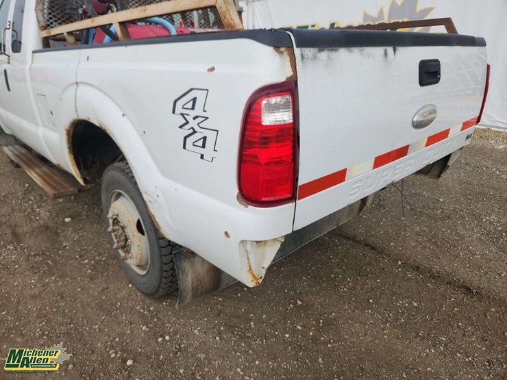 2011-ford-f250-image-35