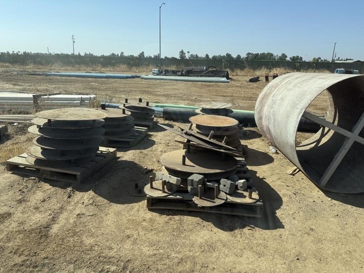 man-hole-cover-plates-(6-pallets)-image-1