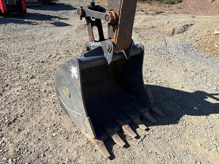 deere-85g-image-24