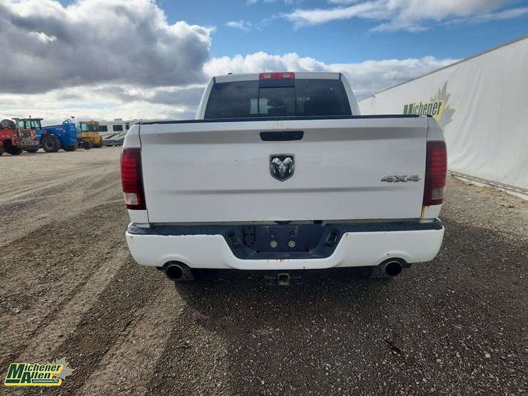 2013-dodge-1500-image-6