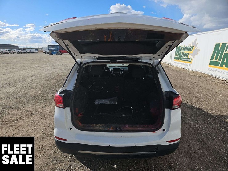 2022-chevrolet-equinox-image-15