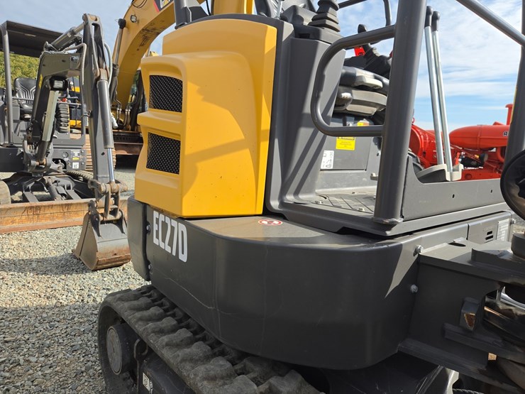 volvo-ec27d-image-26