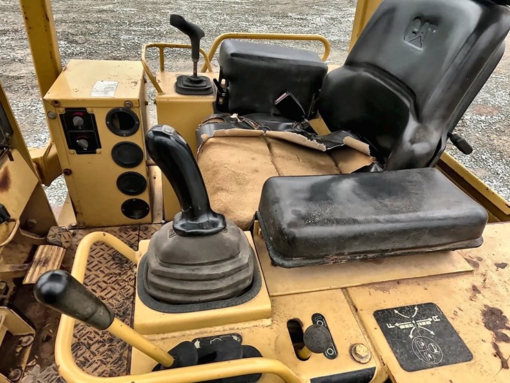 caterpillar-d3c-xl-image-39