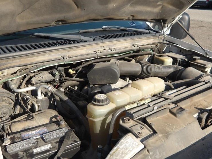 2001-ford-f350-image-14