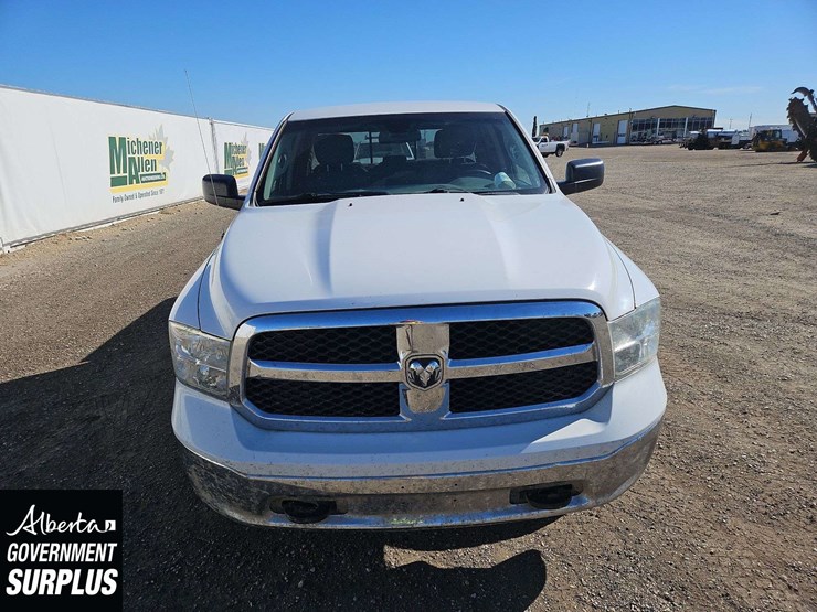 2014-dodge-1500-image-8
