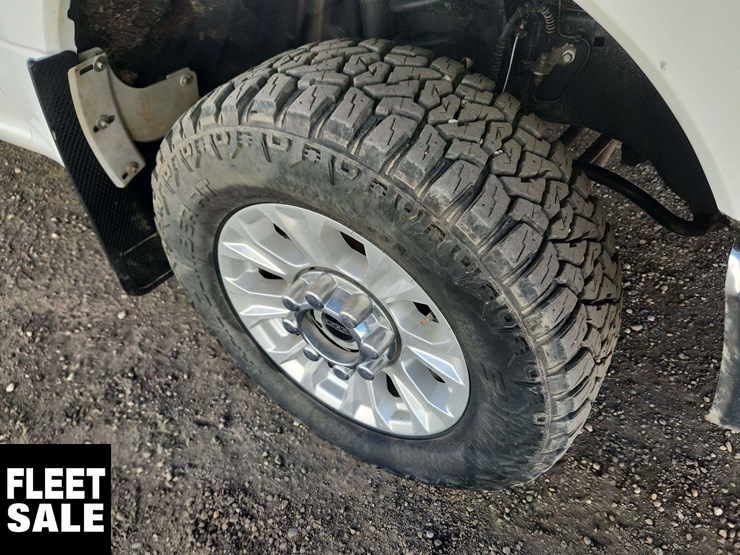 2022-ford-f250-image-12