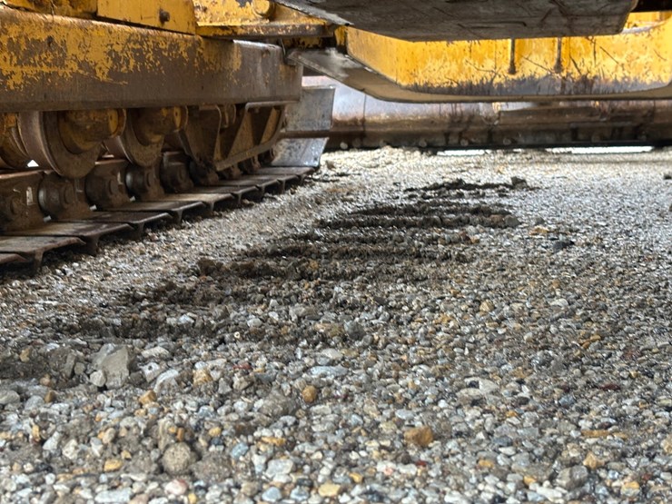 komatsu-d37e-2-image-13