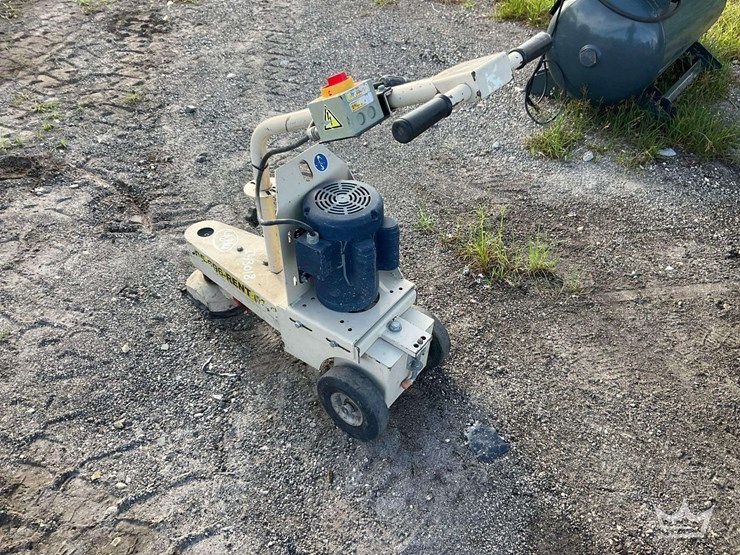 edco-tmc-7-2l-magna-trap-7in-electric-edge-grinder-image-3