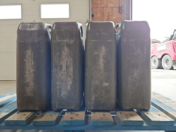 4-20l-diesel-fuel-cans-image-3