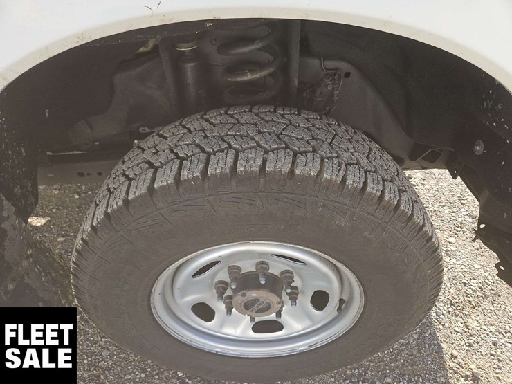 2023-ford-f350-image-11