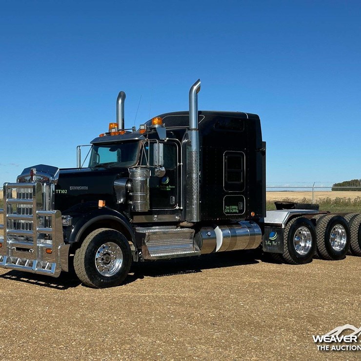 KENWORTH W900