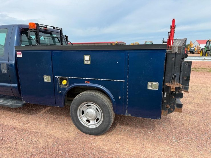 ford-f250-xl-image-22