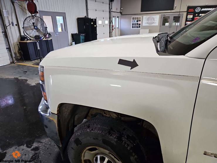 2015-chevrolet-silverado-2500hd-image-26