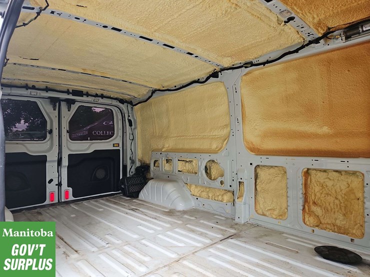 2017-ford-transit-image-18