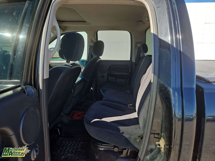 2005-dodge-ram-1500-image-14