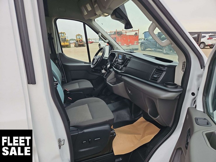 2021-ford-transit-image-25