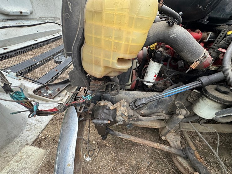 2015-ford-f650-image-58