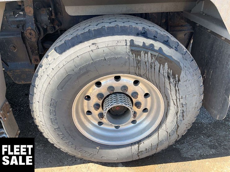 2018-western-star-4900-image-10