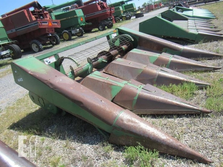 john-deere-443-image-3