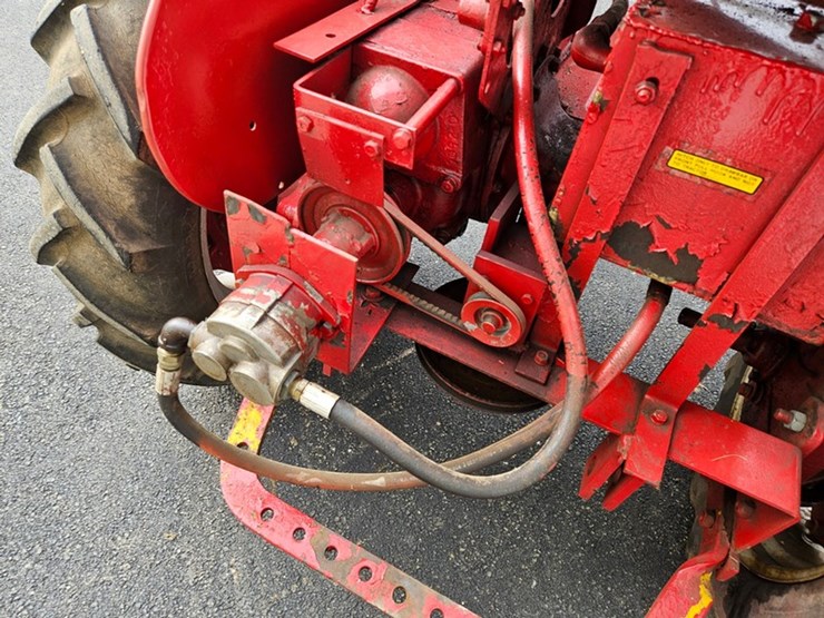 #2507-•-farmall-model-a-tractor-image-17