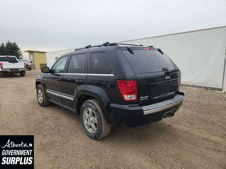 2006-jeep-grand-cherokee-limited-image-3