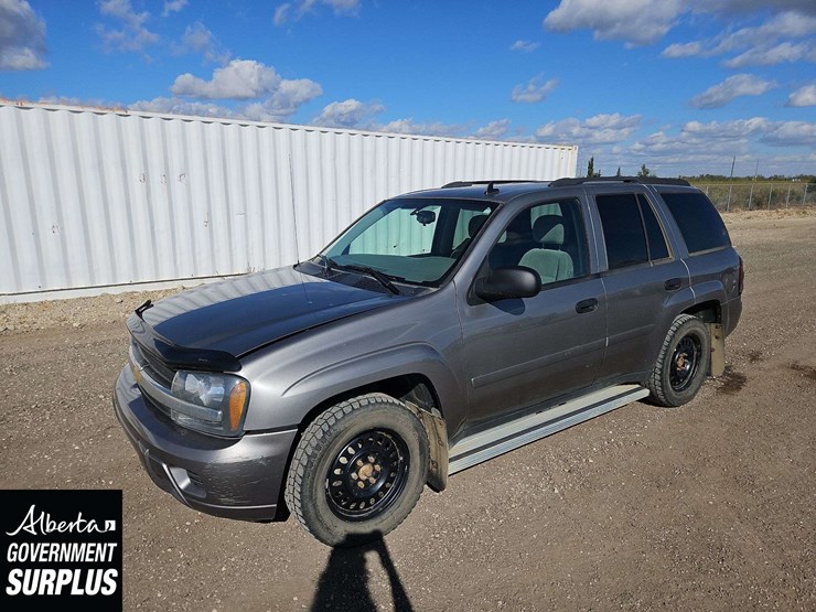 2007-chevrolet-trailblazer-ls-image-1