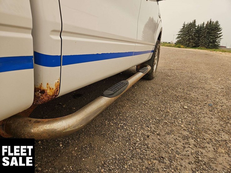2014-ford-f150-image-36