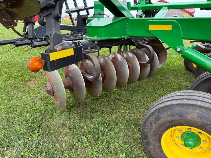 john-deere-2623-image-14