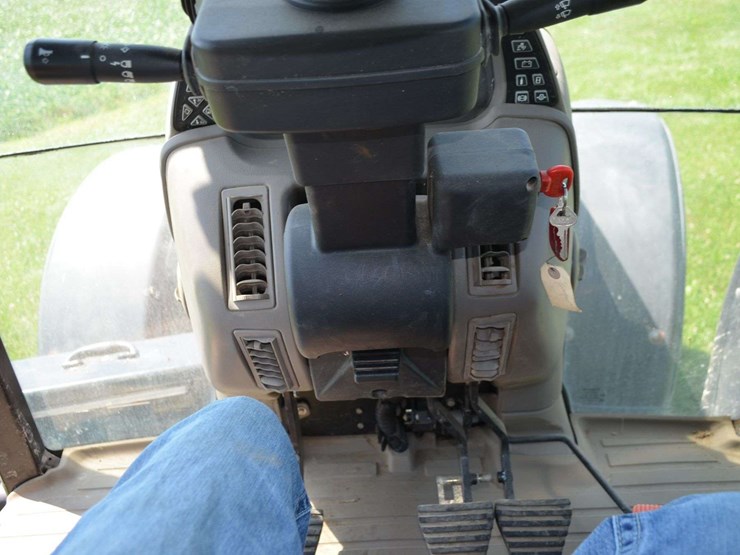 case-ih-125-image-27