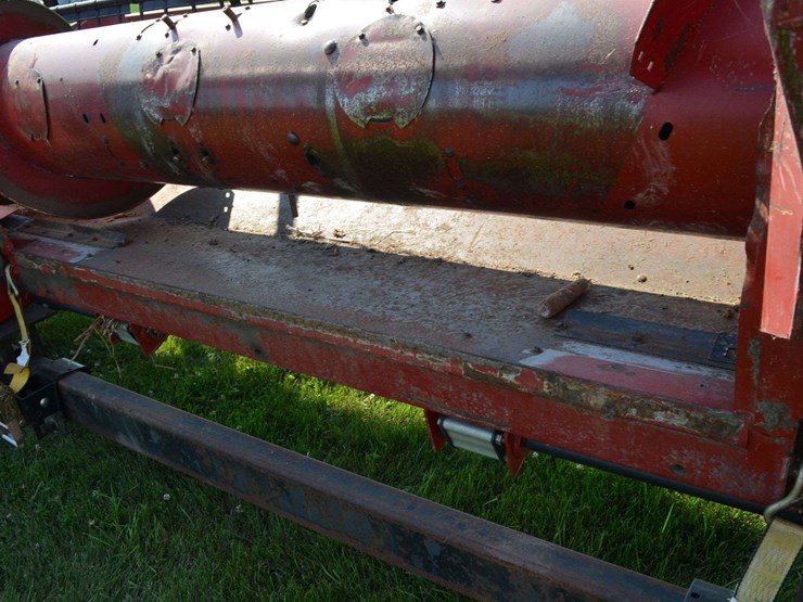 2011-case-ih-3020-image-7