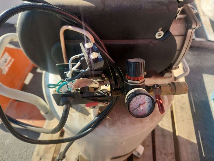 pulsar-20-gallon-air-compressor-image-5