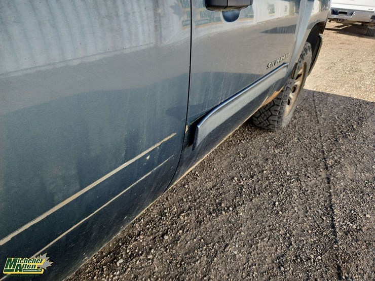 2012-chevrolet-silverado-1500-image-44