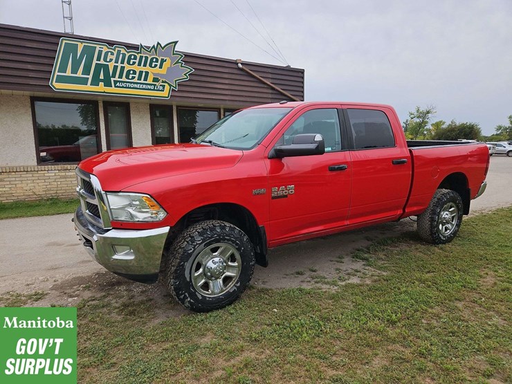 2015-dodge-2500-image-1