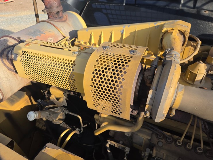 caterpillar-330b-image-29