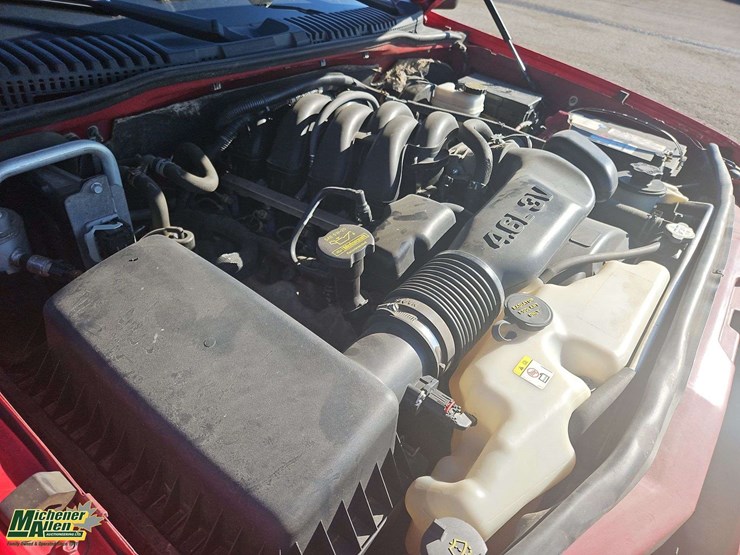 2009-ford-explorer-sport-trac-image-29