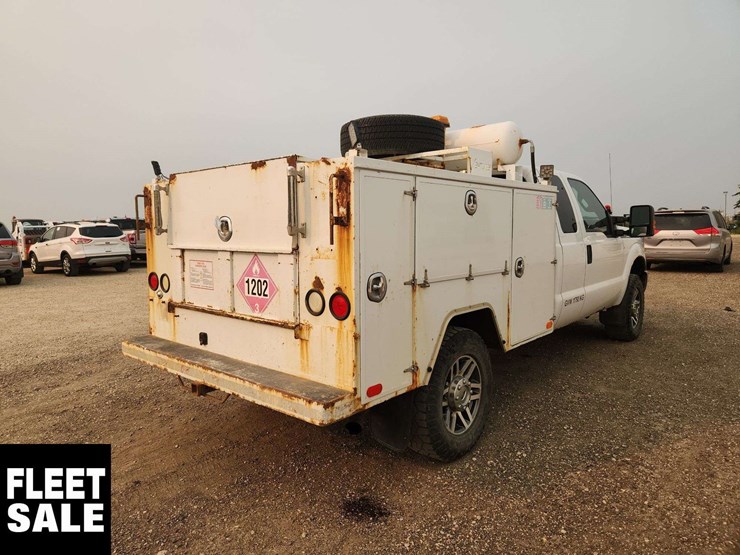 2015-ford-f350-image-3