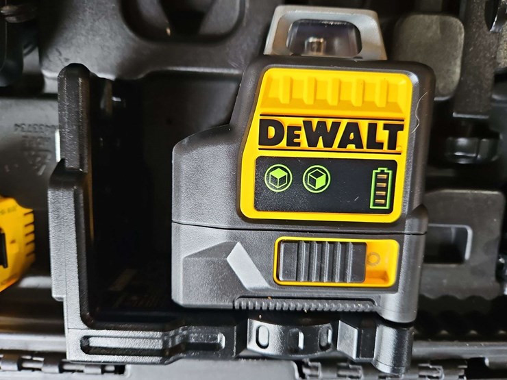 dewalt-laser-level-image-5