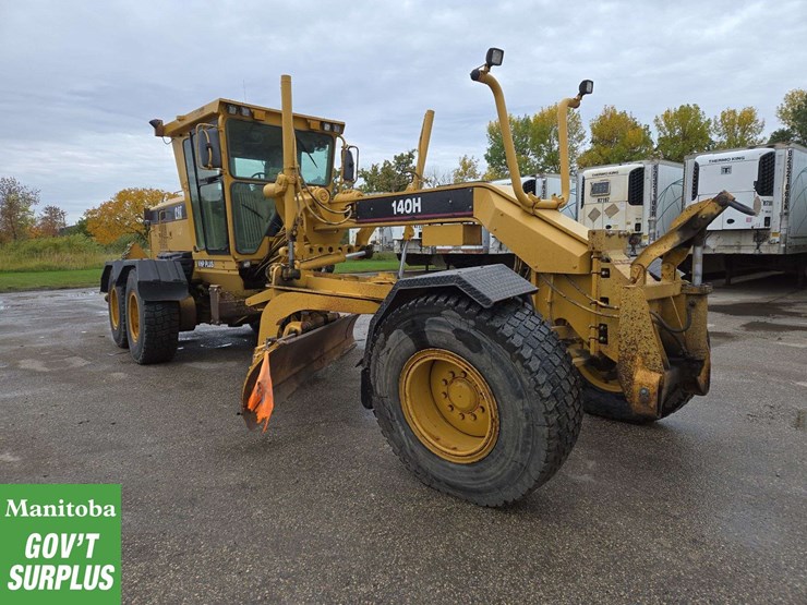 2004-caterpillar-140h-image-2