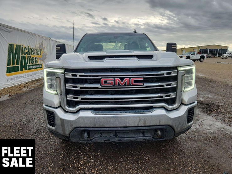 2023-gmc-sierra-2500hd-image-8