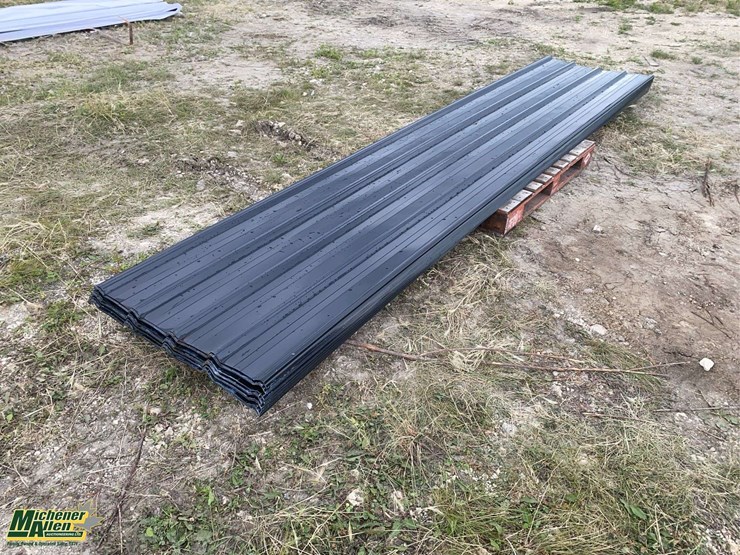 black-metal-siding-14ft-(approximately-65-pieces)-image-4