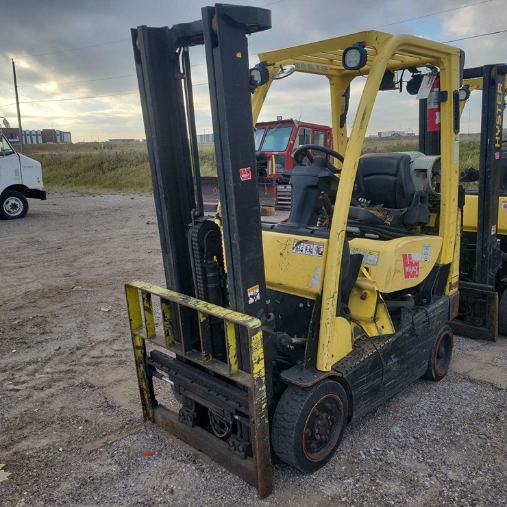 2011 HYSTER S30FT