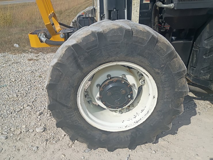 2021-new-holland-ts6.110-image-77