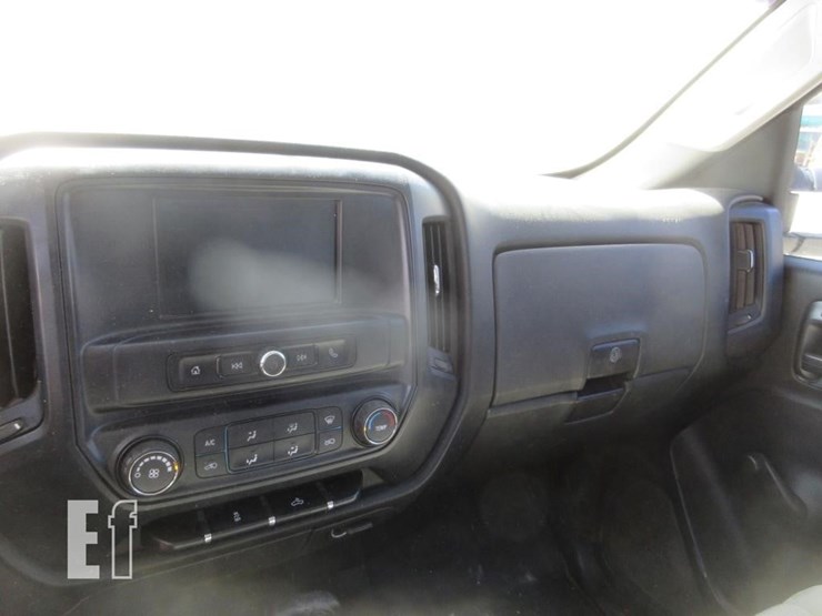 2016-chevrolet-2500hd-image-8