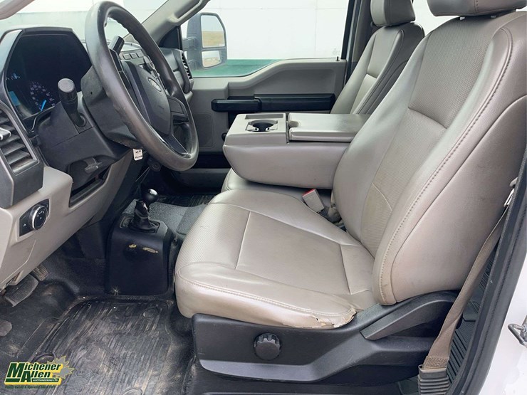 2019-ford-f350-image-13