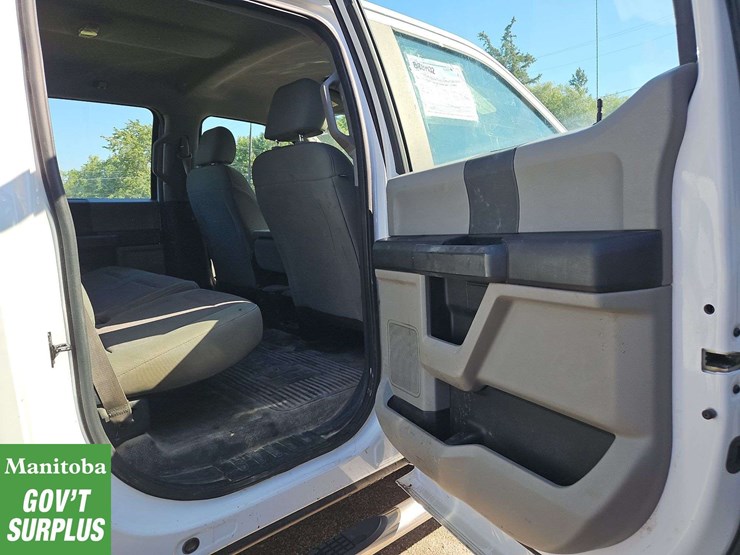 2017-ford-f350-image-21
