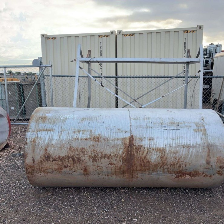 Farm Fuel Tank With Stand