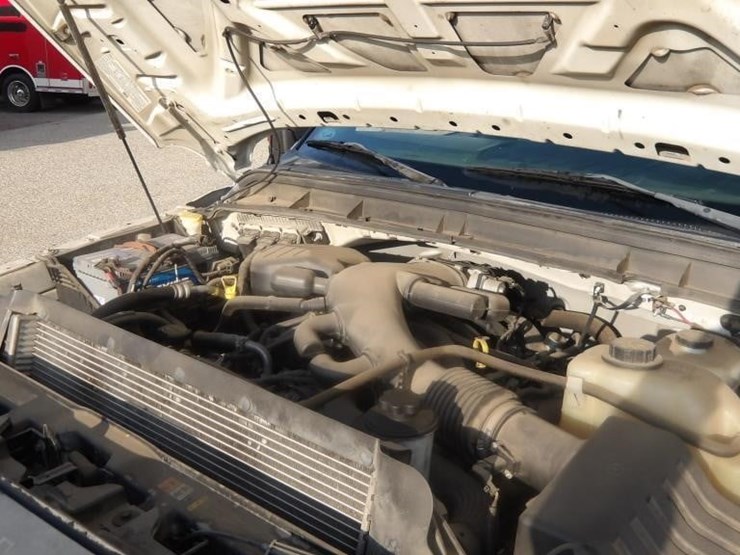2015-ford-f550-image-7
