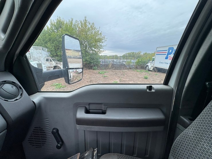 2015-ford-f650-image-47